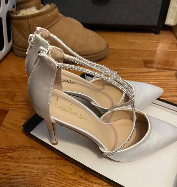 White Heels - Image 5