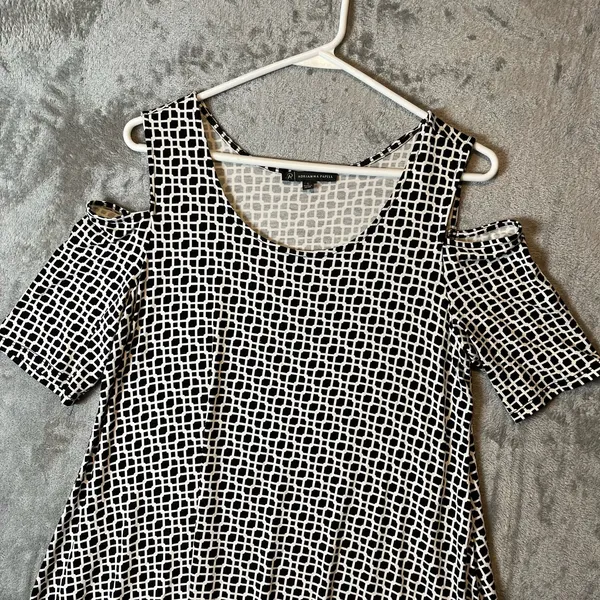 Adrianna Papell‎ Sz Small Cold Shoulder Black White Geometric - Image 2