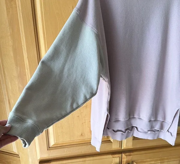 American Eagle Outfitters Sweatshirt - Image 3