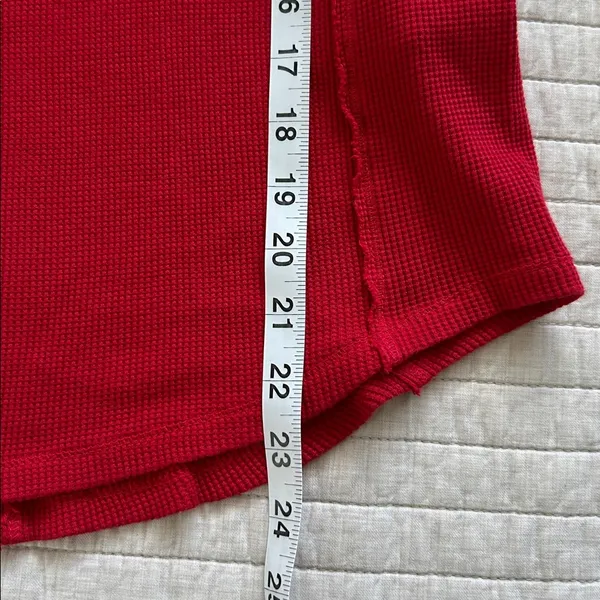 Lucky brand Textured Mixed cable knit Sleeve Henley cotton red M oversized boho​ - Image 11