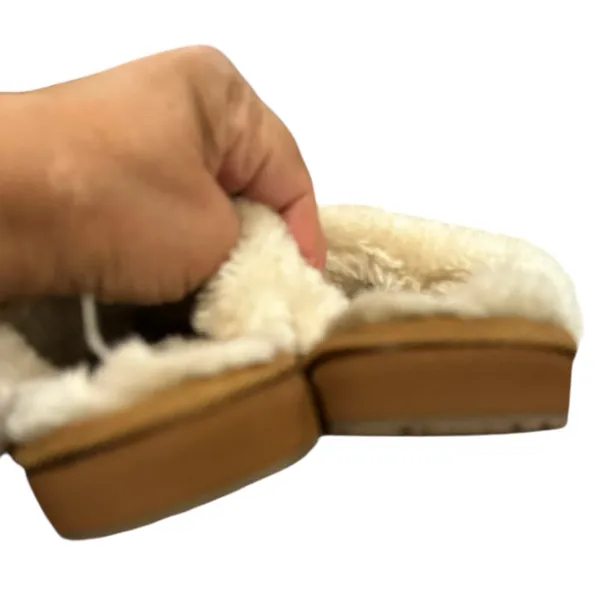 Minnetonka Tan Cream Mules Suede Leather Comfy Slippers 6 - Image 4