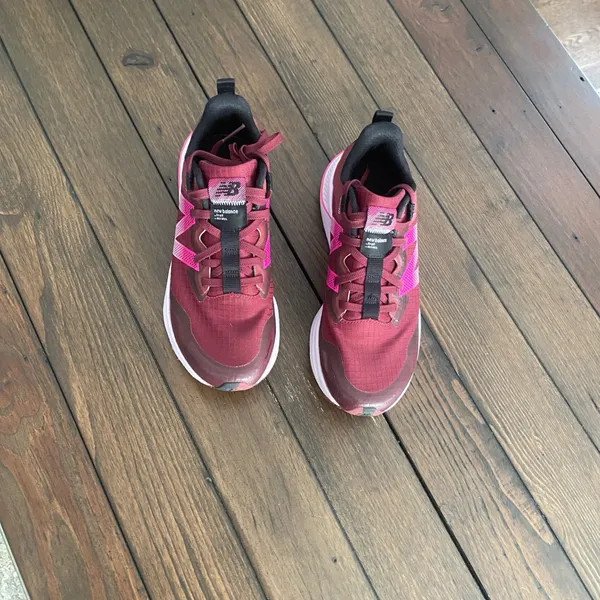 New Balance NTR Women Trail Running Shoe size-8.5 - Image 9