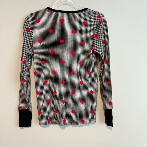 Victoria’s‎ Secret She Loves it Heart Print Thermal long sleeve pajama top small - Image 3