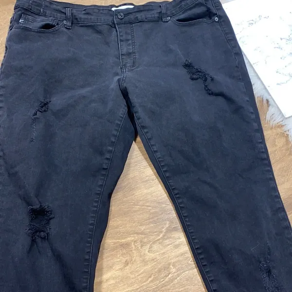 KanCan size 3X black distressed jeans - Image 10