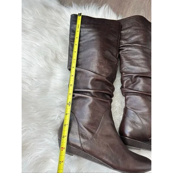 Gianni Bini brown high boots size small leather exterior - Image 9