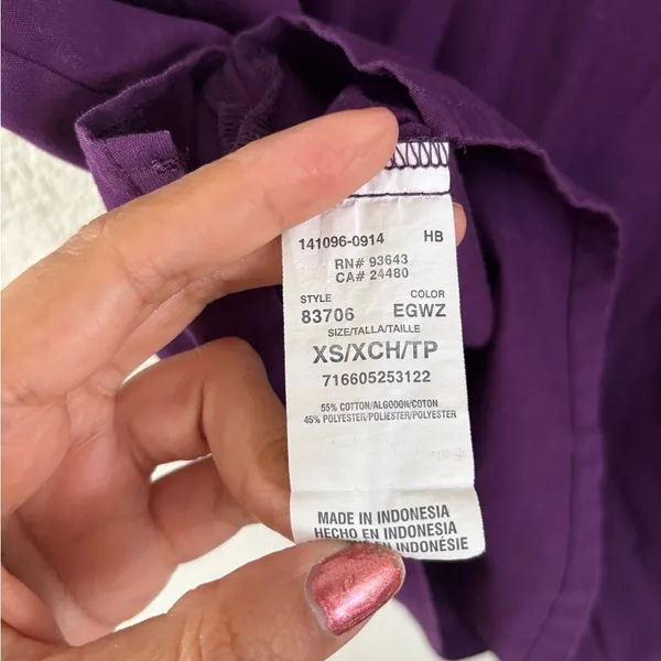 Dickies Scrub Top XS Purple V-Neck Chest Pocket Medical Uniform 83706 EGWZ - Image 4