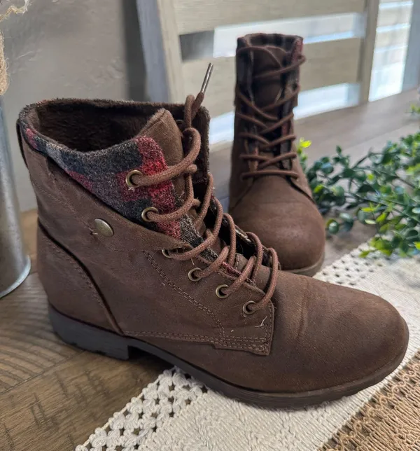 Brown booties Size 7.5 - Image 2