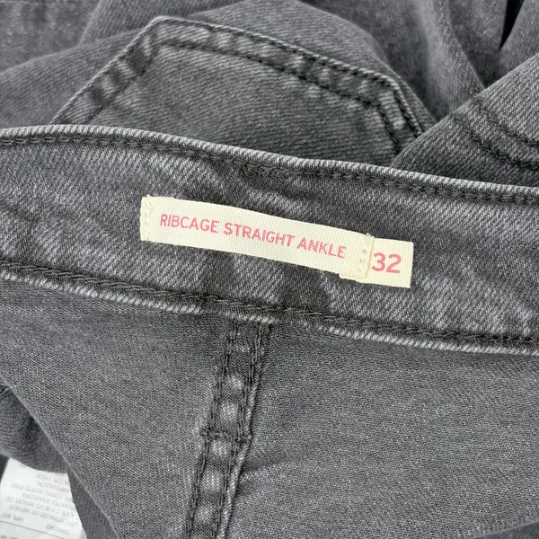Levi’s Black Ribcage Straight Ankle Jeans - Image 3