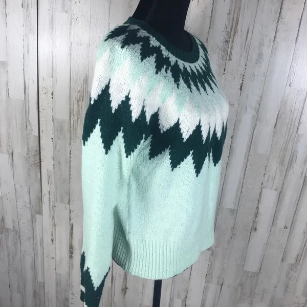 BP Cozy Ski Sweater Green Fairisle Chevron NWT M v6x - Image 4