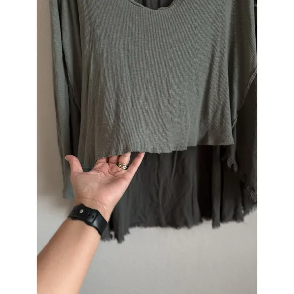 Free People We The Free TT Special Tee Crop Draping Long Sleeve Thermal Top Sz M - Image 5