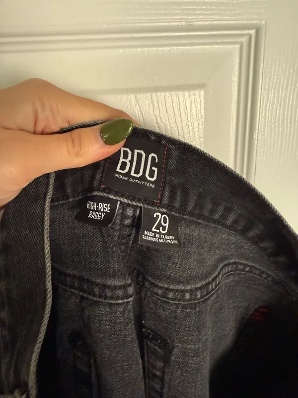 BDG Jeans High-Rise Baggy - Image 3