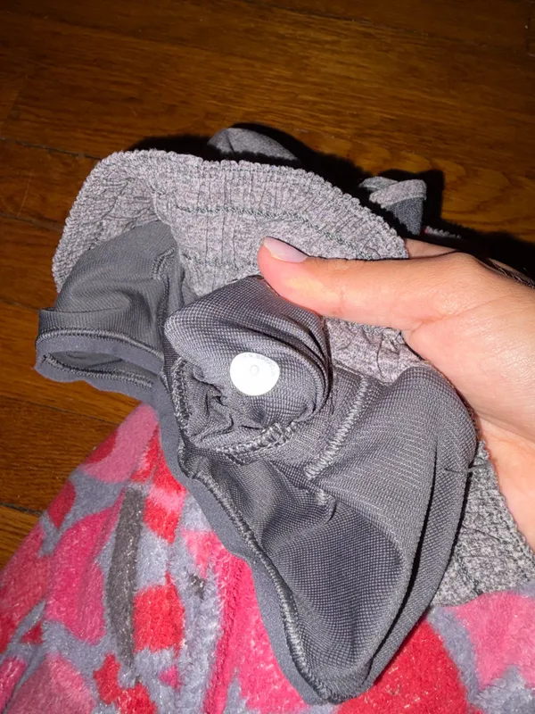 Lululemon Shorts Hotty Hot 2.5" - Image 2