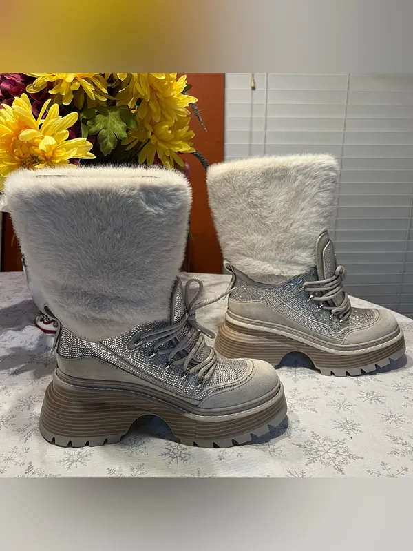 NEW Michael Kors Shiloh Mixed-Media Platform Boots – Bone – Size 8M - Image 3