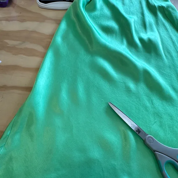 Topshop Green Satin Bias Cut Midi Skirt High Waisted Emerald US 0 - Image 9