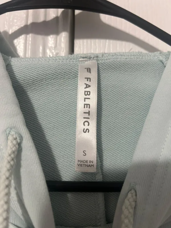 Fabletics Crop Sweatshirt - Image 3