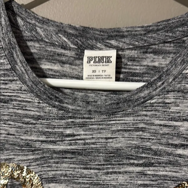 Victoria's Secret Gray Tee with Gold Accents - Image 2