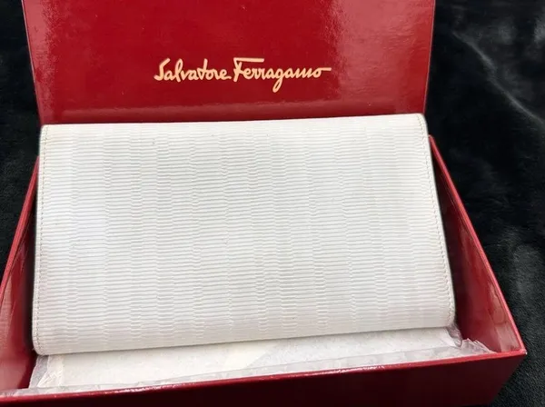 Salvatore Ferragamo Continental Wallet - Image 2