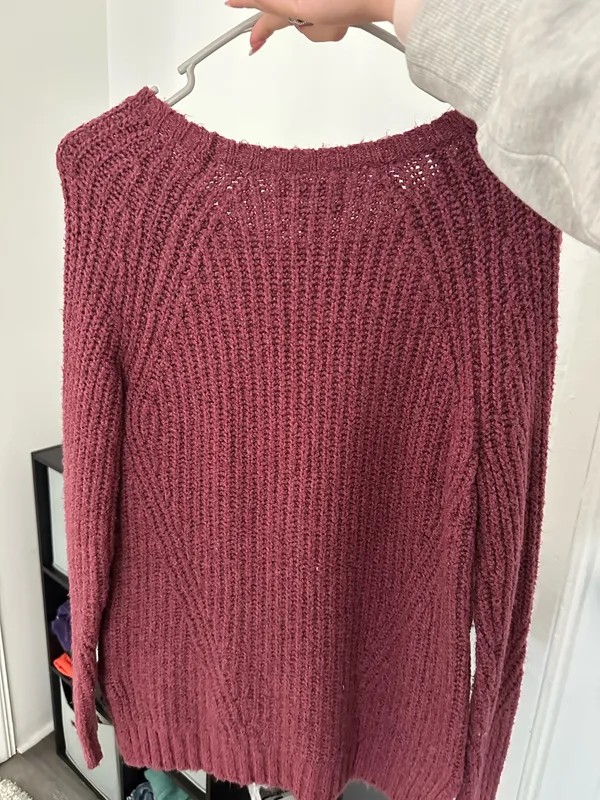American Eagle Outfitters Sweater - Image 3
