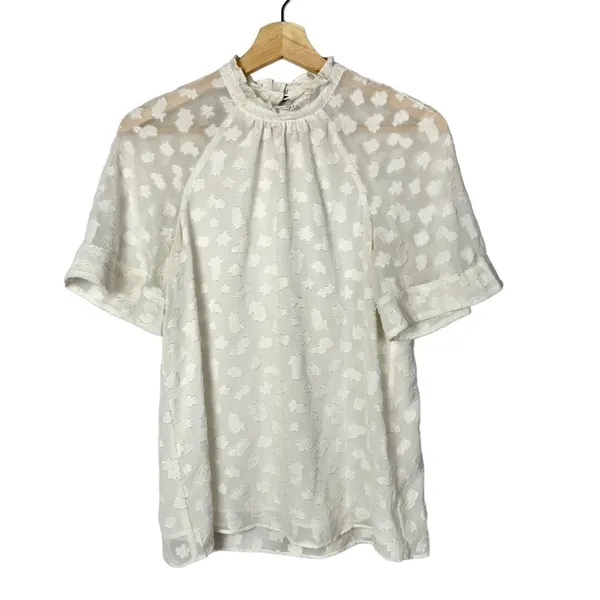 Anthropologie Feather Bone White Dot Short Sleeve Blouse XS‎ - Image 4
