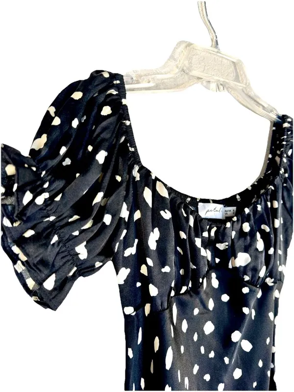 Petal & Pup Off the Shoulder Polka Dot Midi Dress 4 Black White Puff Sleeve Slit - Image 4