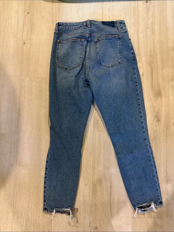 Abercrombie & Fitch Women's Medium Blue Boyfriend Jeans - Image 2