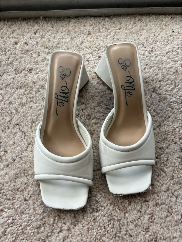 White heels Size 6.5 - Image 5