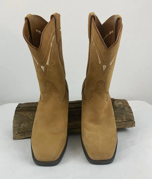 Road wolf Suede Western Boots  - Image 4