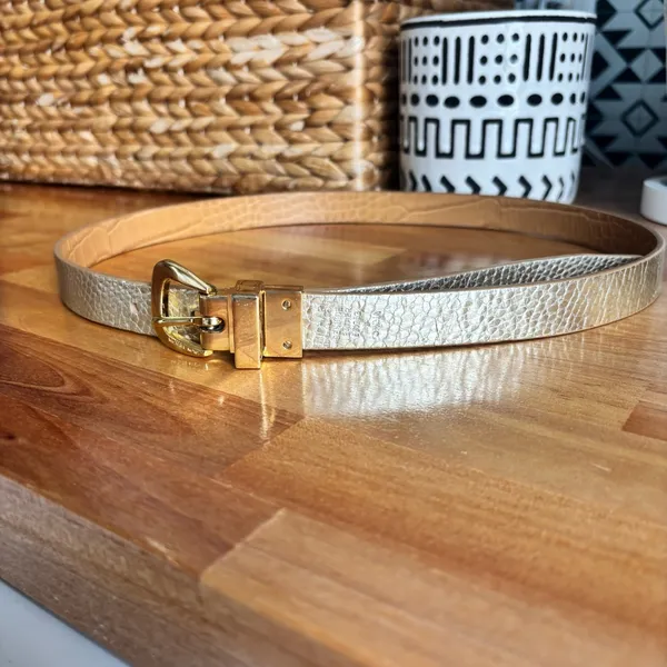 Michael Kors Genuine Leather Reversible Women's Belt Gold Buckle Detail 38" Long - Image 5