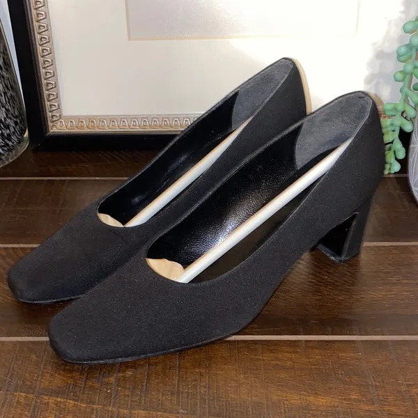 Bandolino Elegant Classic Black Block Heels Made in Spain Size 6.5M - Image 13