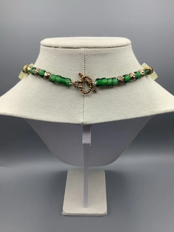 Handmade Beach Style Y2K Vintage Green Seastar Glass Beaded Necklace - Image 5