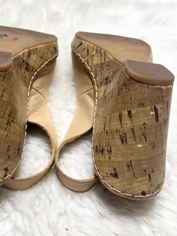 b.o.c. Born Concepts Tan Floral Open Toe Slingback Cork Wedge Sandals Size 6 - Image 10