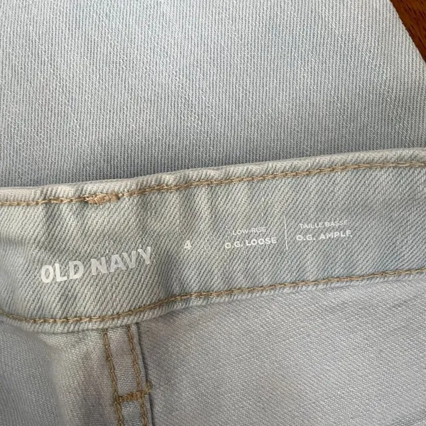 NWT Old Navy wide straight leg low rise light wash blue jeans women size‎ 4 - Image 3