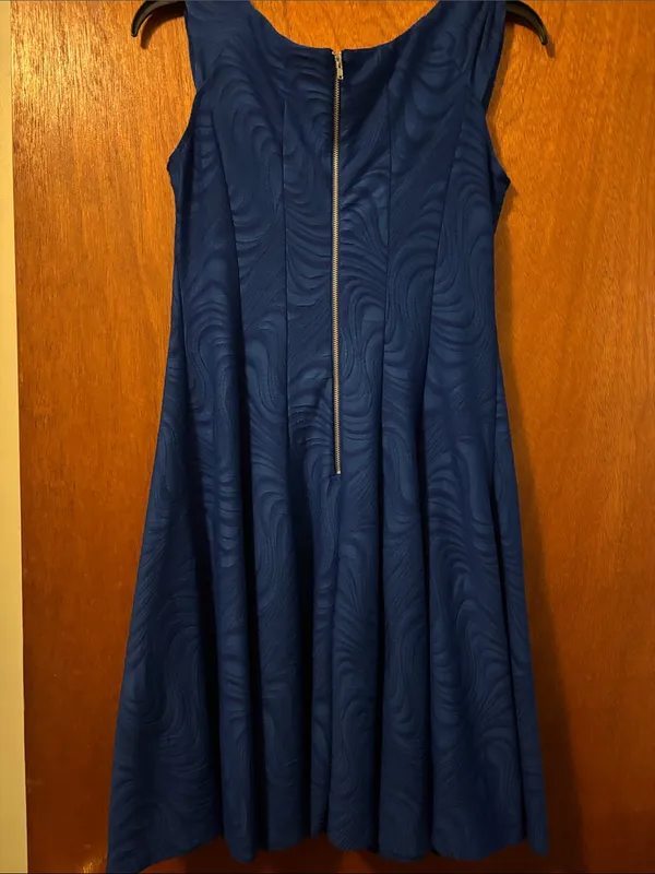 Classic A-Line Sleeveless Dress in Royal Blue - Image 4