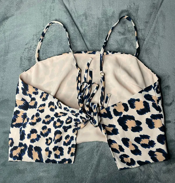 Victoria’s Secret tank top - Image 2