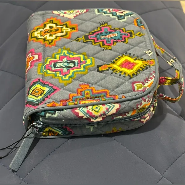 Vera Bradley Medallion Aztec Print Zippered Mini Cosmetic Case. NWOT - Image 4