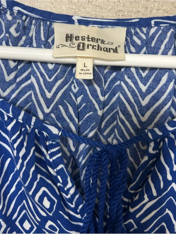 croft & barrow Royal Blue and White Geometric Peasant Blouse - Image 2