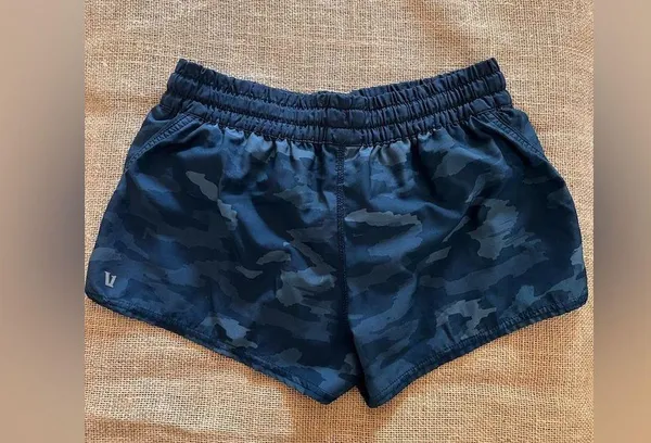 Vuori Blue Camo Athletic Shorts Elastic Waistband running activewear tennis SM - Image 6