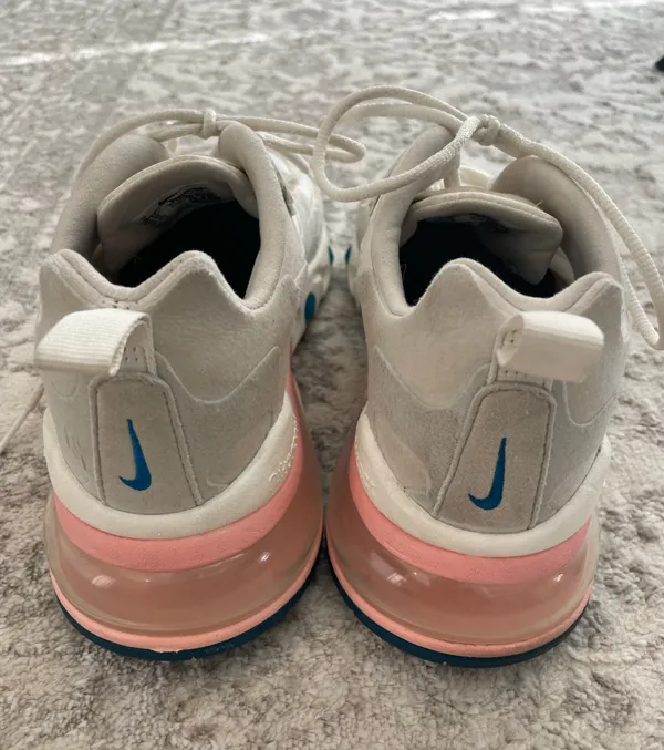 Nike Air Max 270 React Shoes - Image 4
