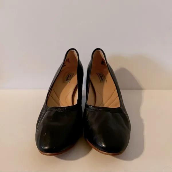 Clark’s Black‎ Leather Grace Isabella Comfort Stackable Heels - Image 6