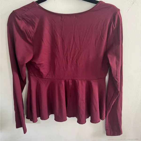 Women's Burgundy Top Red Size M - Image 2