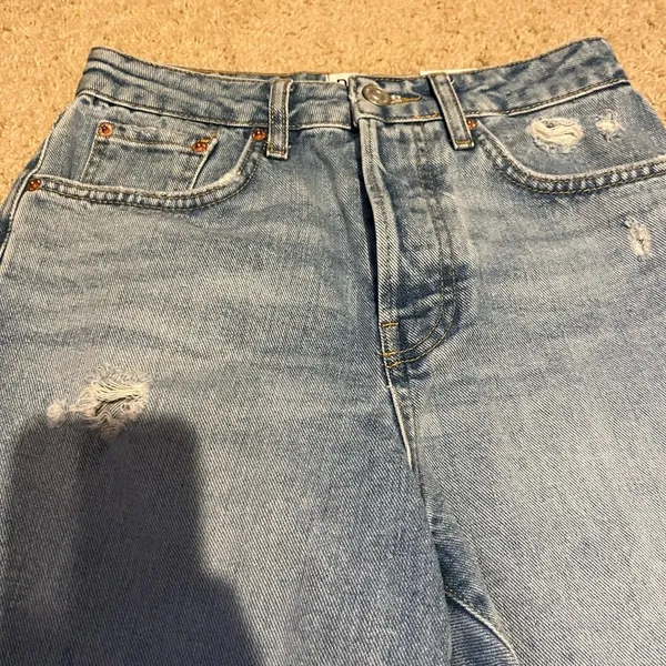 Urban Outfitters BDG 90s long inseam shorts never worn - Image 4