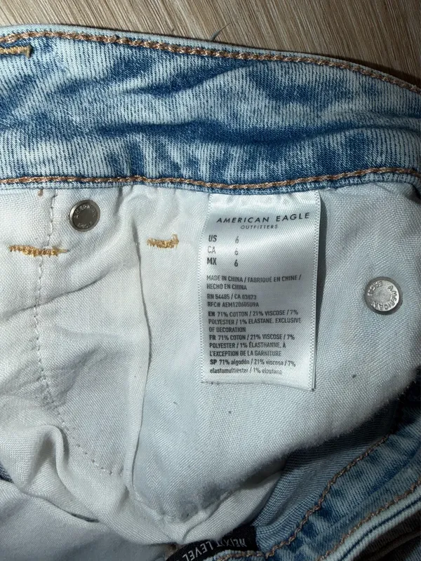 American Eagle Denim Shorts - Image 5