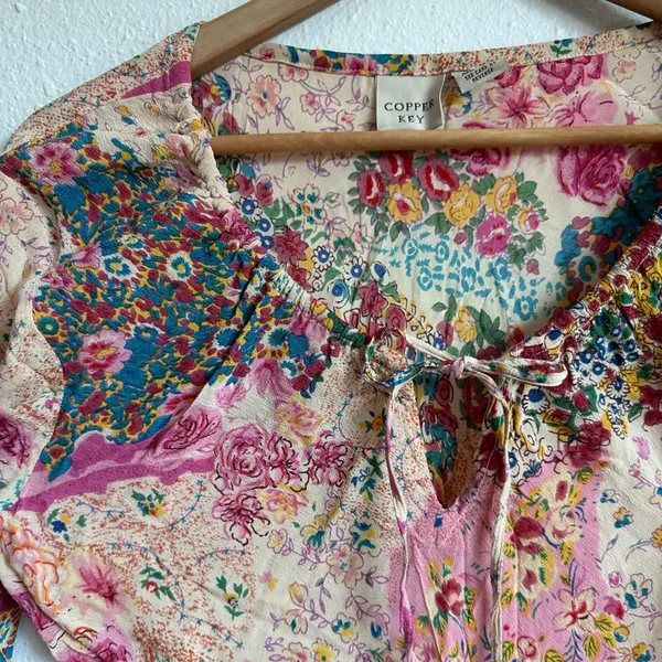 Copper Key Y2K Viscose Printed Peasant Blouse - Image 11