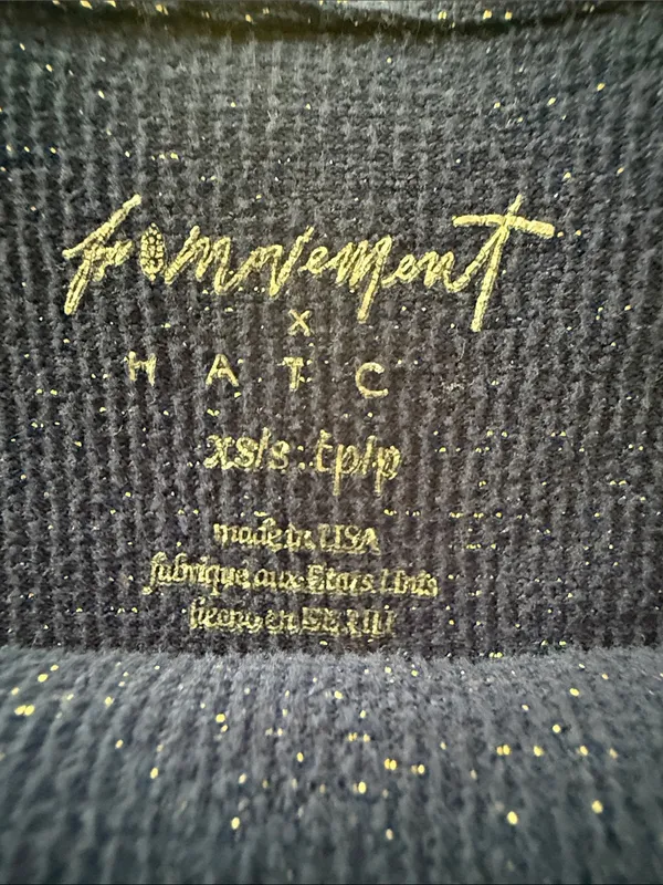 FREE PEOPLE MOVEMENT Navy XS/S Gold sparkle Ribbed Tank Top. - Image 4