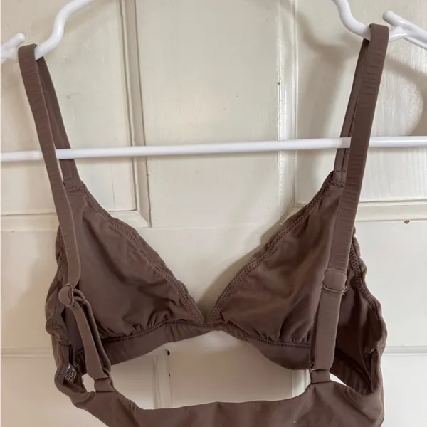 Skims taupe brown bralette size small - Image 5