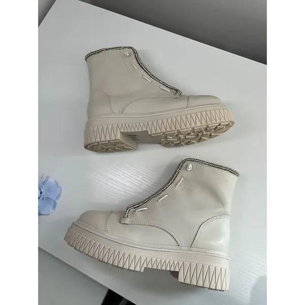 Schutz Amirah White Leather Rhinestone Embellished‎ Platform Combat Boots 6B - Image 5
