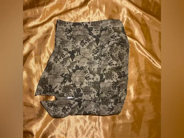 Cider Green Jacquard Floral Split Tube Top - Image 2