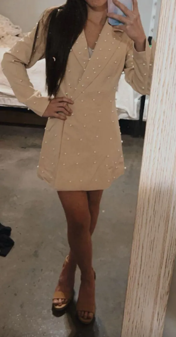 Boohoo Pearl Blazer Dress - Image 3
