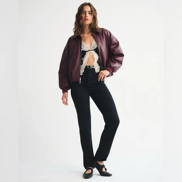 Abercrombie & Fitch Ultra High‎ Rise 90s Straight Jean in Black Size 24 or 00 - Image 12