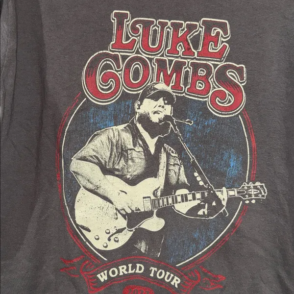 Luke Combs World Tour Graphic T-Shirt 2023 medium unisex - Image 2